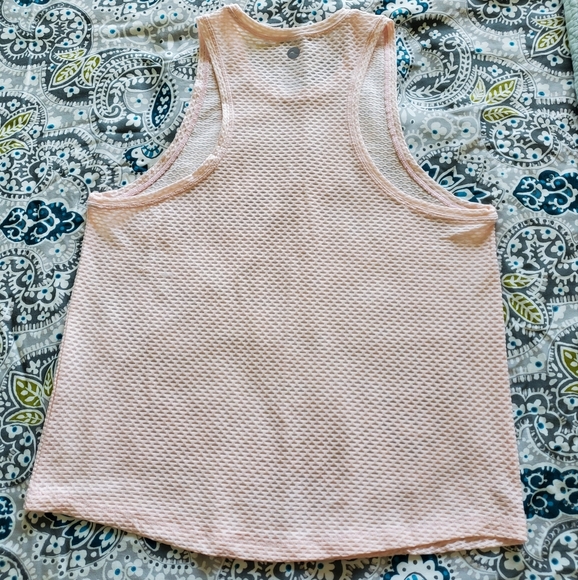 Womens 3 pack tank bundle - Picture 8 of 11